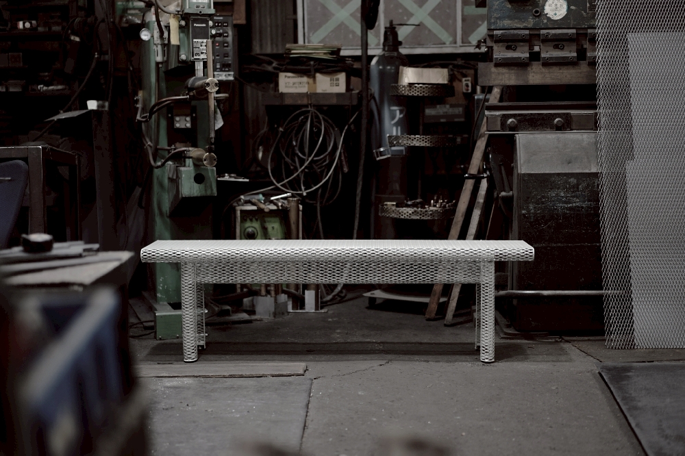 「AXIS web」「grill series」掲載!